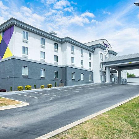 Spark By Hilton Commerce, Ga Kültér fotó