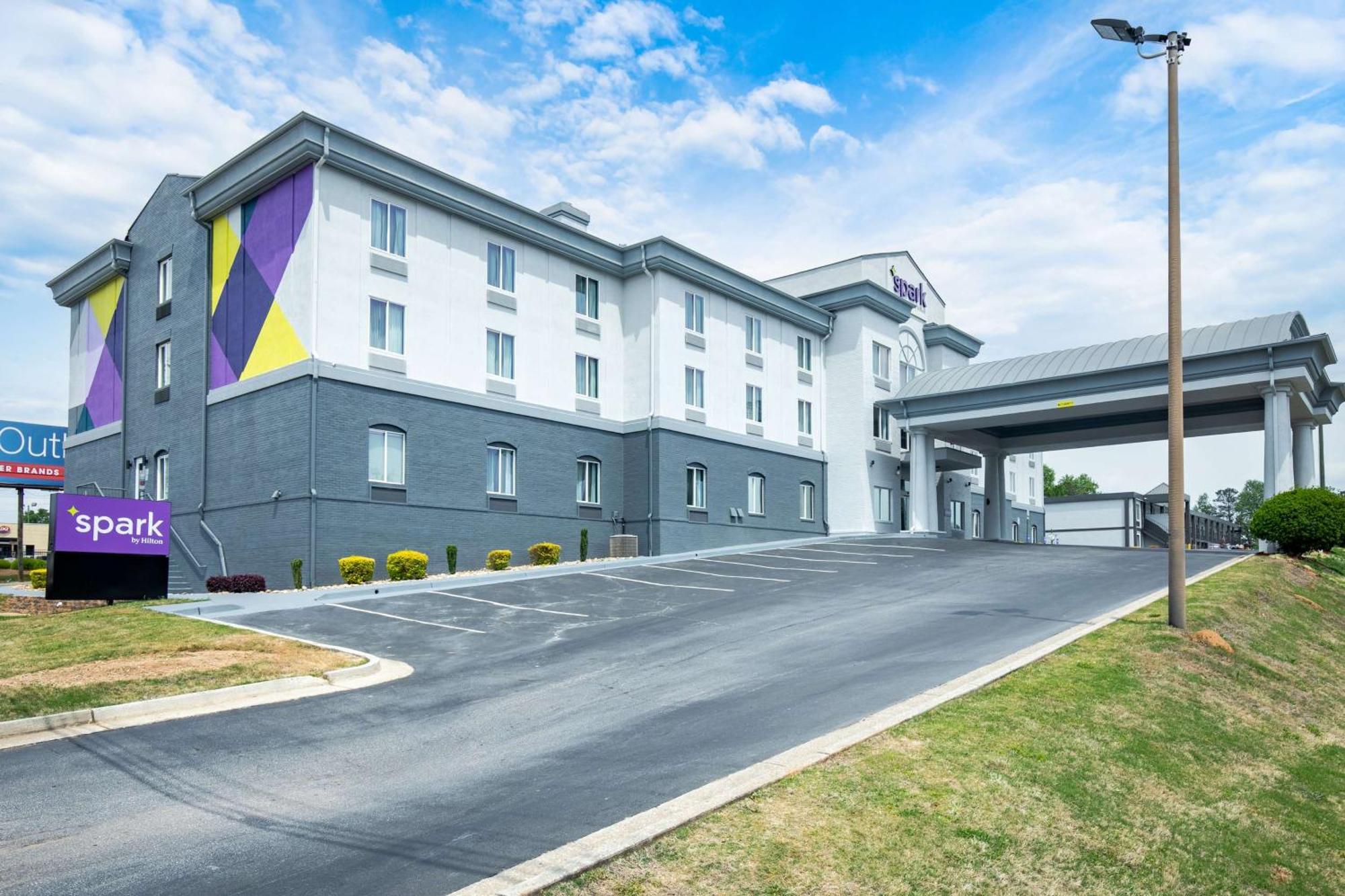 Spark By Hilton Commerce, Ga Kültér fotó